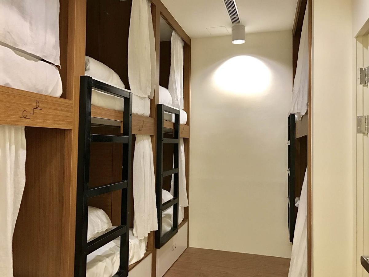 Master Chitow Hostel Kaohsiung Buitenkant foto